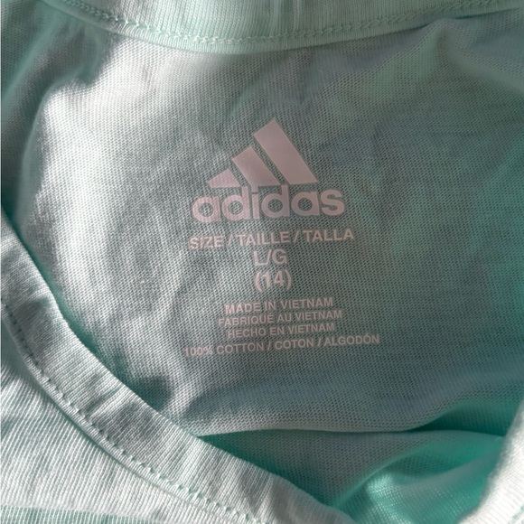 Lot Of 2 Girls T Shirts Size Large. Nike And Adidas - Picture 6 of 7